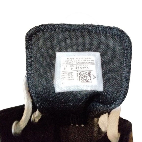 Converse Navy Blue Platform Sneakers Lug Sole Chuck Taylor All-Stars Wom… - Picture 12 of 13